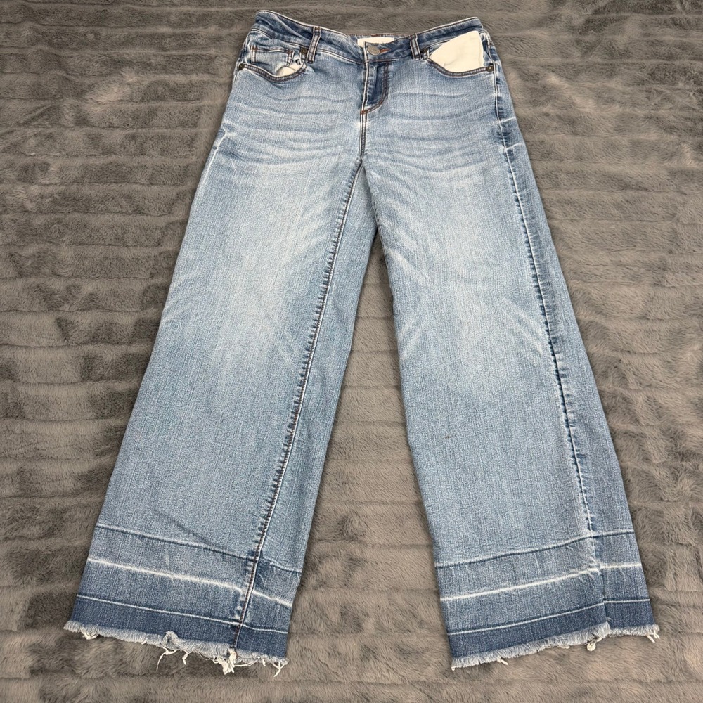 LOFT Ann Taylor Wide Leg Raw Hem Jeans Light Wash Size 24/00 Stretch Denim